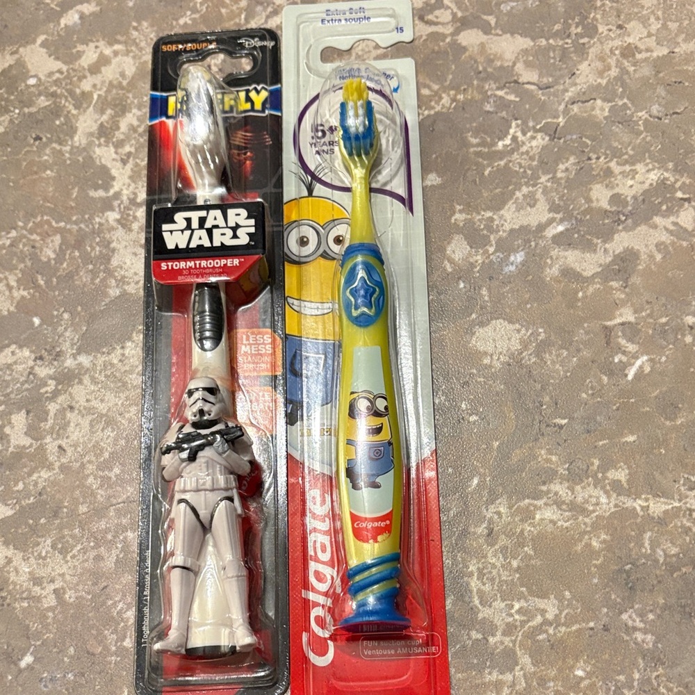 Star Wars Stormtrooper and Minions Kids Toothbrush Set